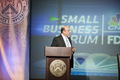 Image: Moderator and CNBC Host Steve Liesman introduces the first of two panels during the FDIC's Overcoming Obstacles to Small Business Lending Forum on January 13 at the L. William Seidman Center in Arlington, Virginia.