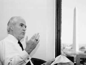 Photo of Donald E. Powell, FDIC Chairman