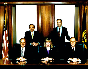 [Graphic] Board of Directors