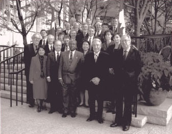 Chairman Tanoue with Financial Stability Forum's Study Group on Deposit Insurance at their first meeting in Ottawa, Cananda, in December 1999